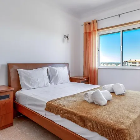 Bright 2bdr W/ Balcony By Lovelystay Apartment *