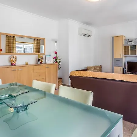 Appartamento Bright 2bdr W/ Balcony By Lovelystay Portimão